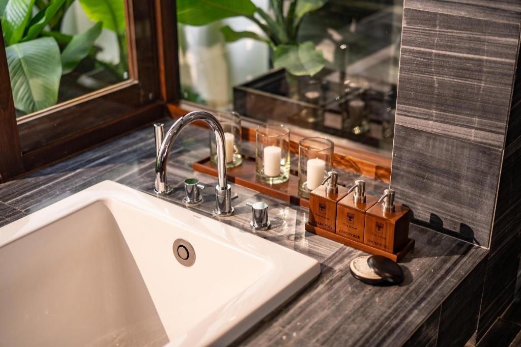 더 아남 깜라인 2