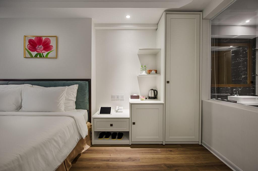 애덜린 호텔 앤 스위트 2