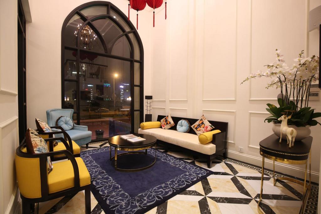 애덜린 호텔 앤 스위트 3