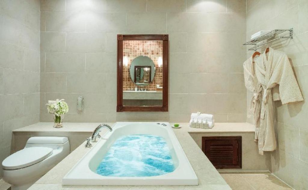 선라이즈 나트랑 비치 호텔 앤 스파 2