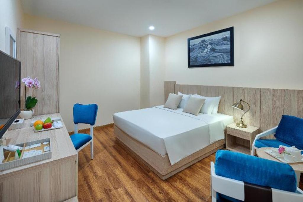 해피 라이프 그랜드 호텔 앤 스카이 바 2