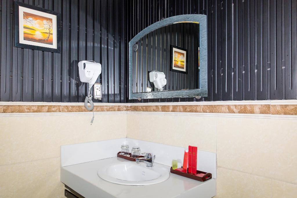 Perfect Long Stay Hotel Da Nang Beach 2