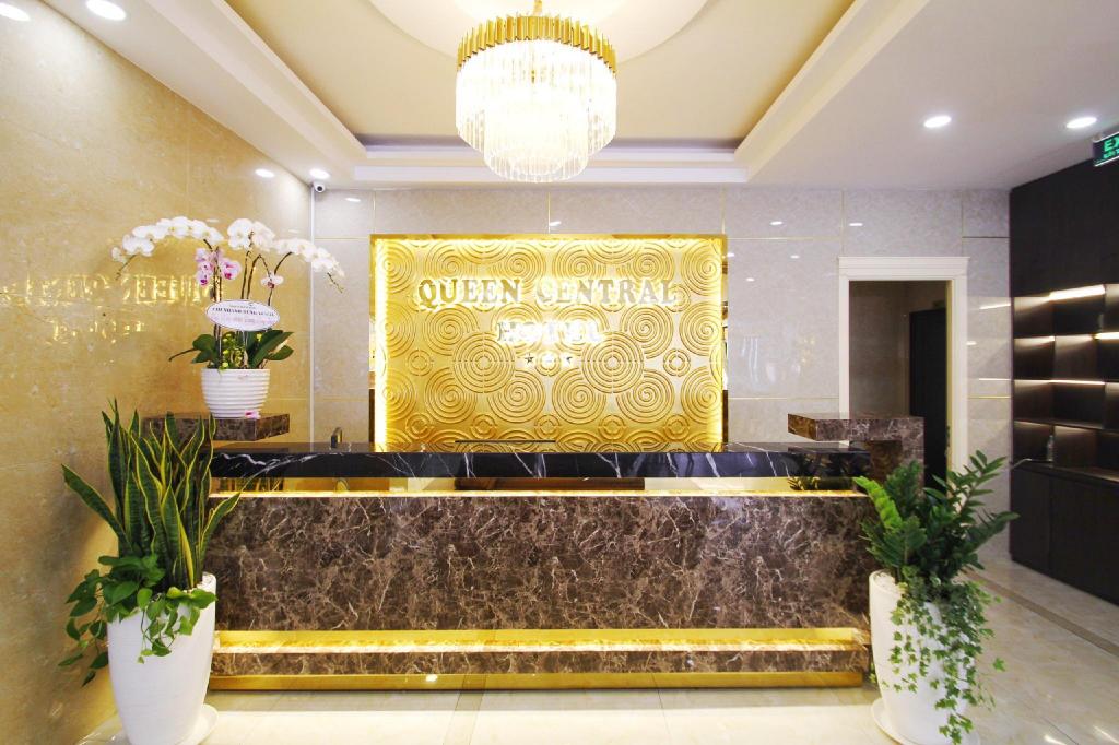 퀸 센트럴 호텔 3