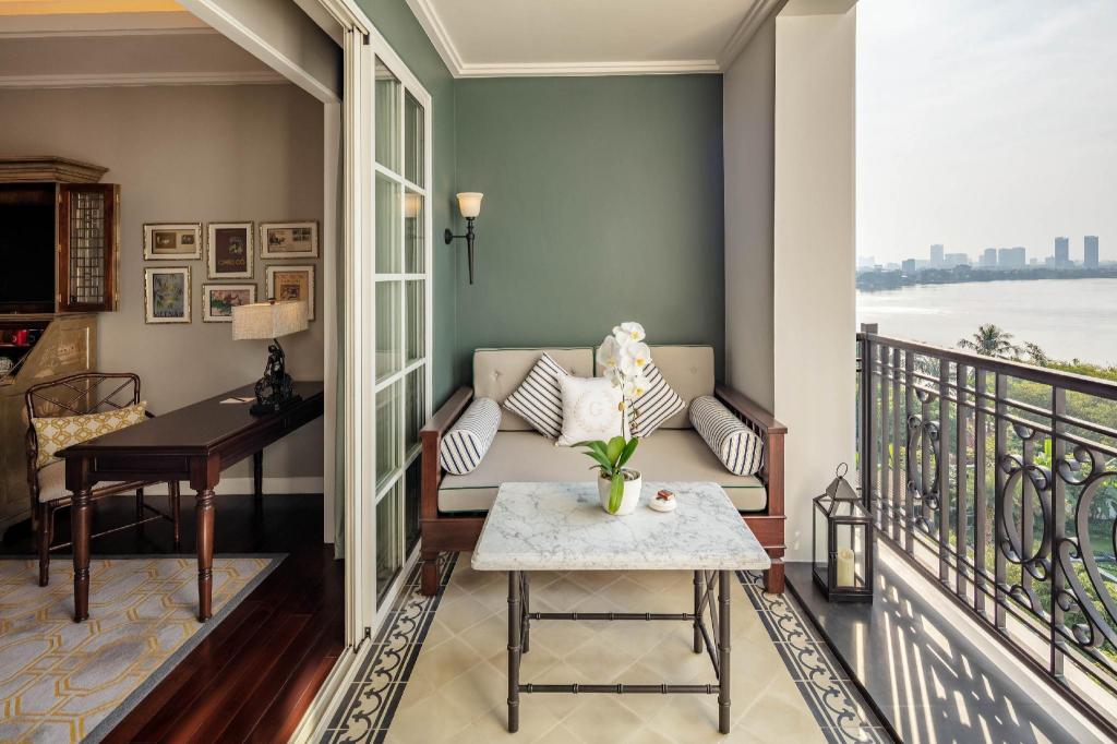 Mia Saigon Luxury Boutique Hotel 2